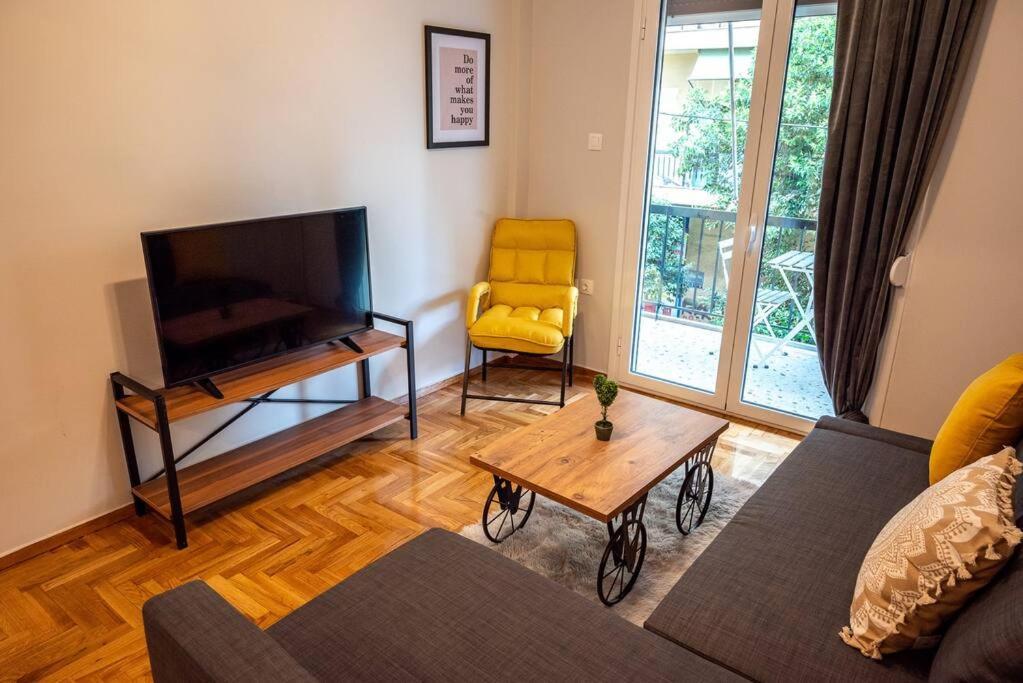 The Athenian Hideaway 2- Bedroom Apartment In Thiseio Экстерьер фото