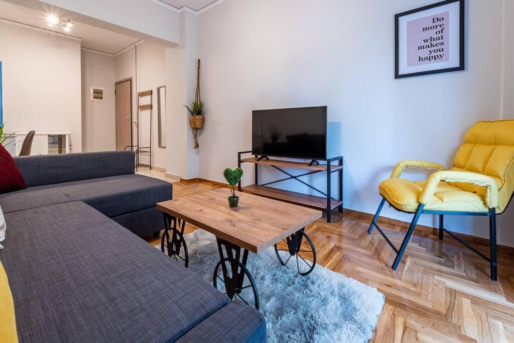 The Athenian Hideaway 2- Bedroom Apartment In Thiseio Экстерьер фото